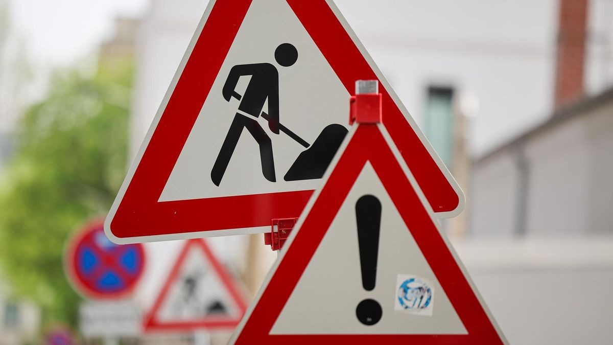 Während manche Baustellen wieder verschwunden sind, entstehen gleich schon wieder neue. Betroffen sind Straßen in Alt-Oberhausen und dem Knappenviertel.