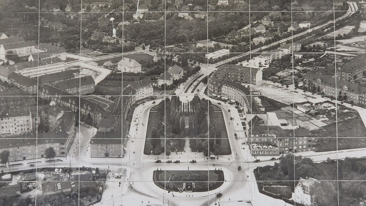 Breitenbachplatz, Lutz Pietschker von der Initiative Breitenbachplatz, die ihre Arbeit beendet