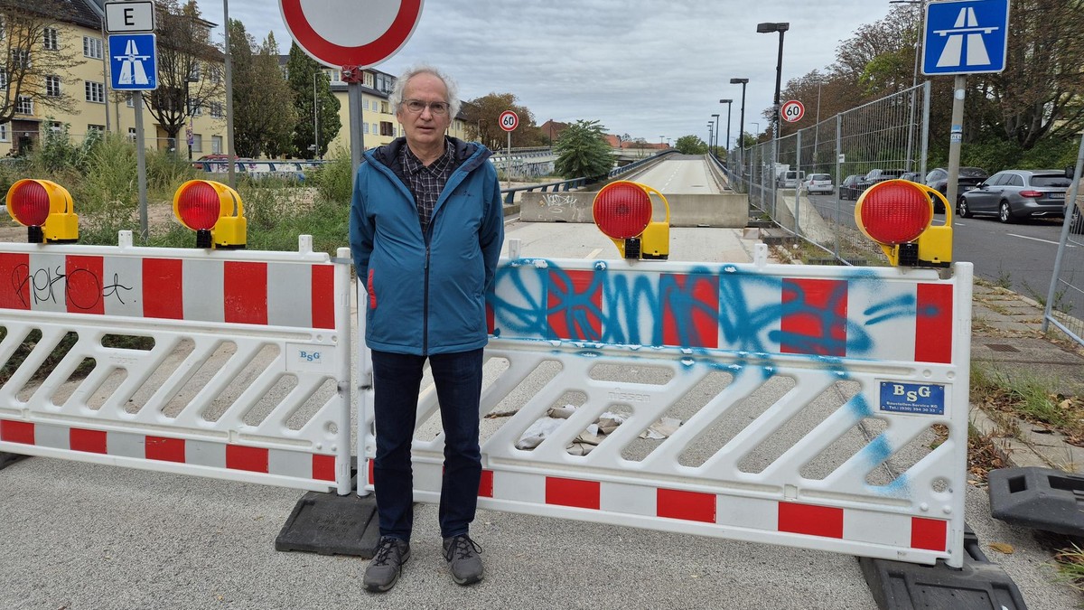 Breitenbachplatz, Lutz Pietschker von der Initiative Breitenbachplatz, die ihre Arbeit beendet