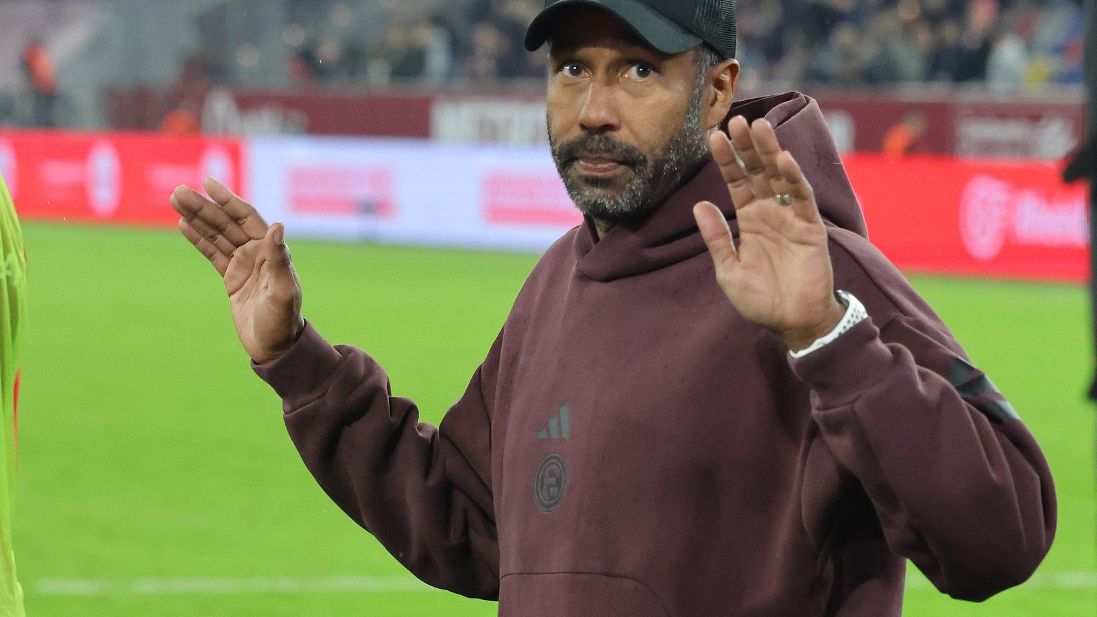Fortuna Düsseldorf: Nach „Kinderfußball“ - Trainer Thioune vor dem Aus