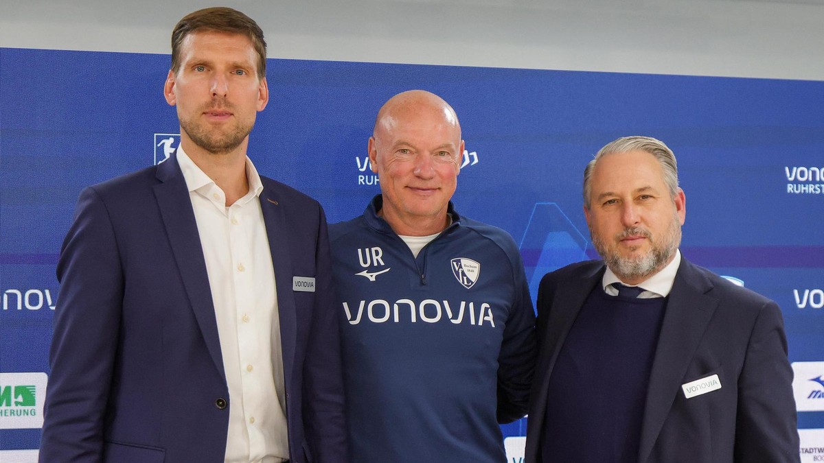 firo :  06.10.2025
Fussball, Fußball, 2.Liga, 2.Bundesliga, Saison 2025/2026, 
VfL Bochum 1848, PK, Pressekonferenz, 