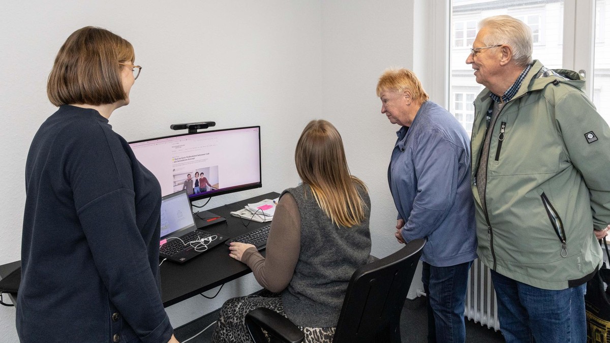 Unsere Leserinnen und Leser schauten auch Redakteurin Floris Jäger bei der Arbeit über die Schulter.  