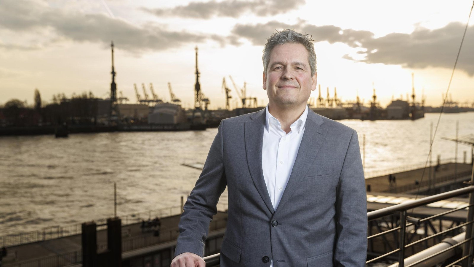 „Wird der Zukunftsentscheid umgesetzt, ist Hamburgs Hafen tot“ - Hamburger Abendblatt