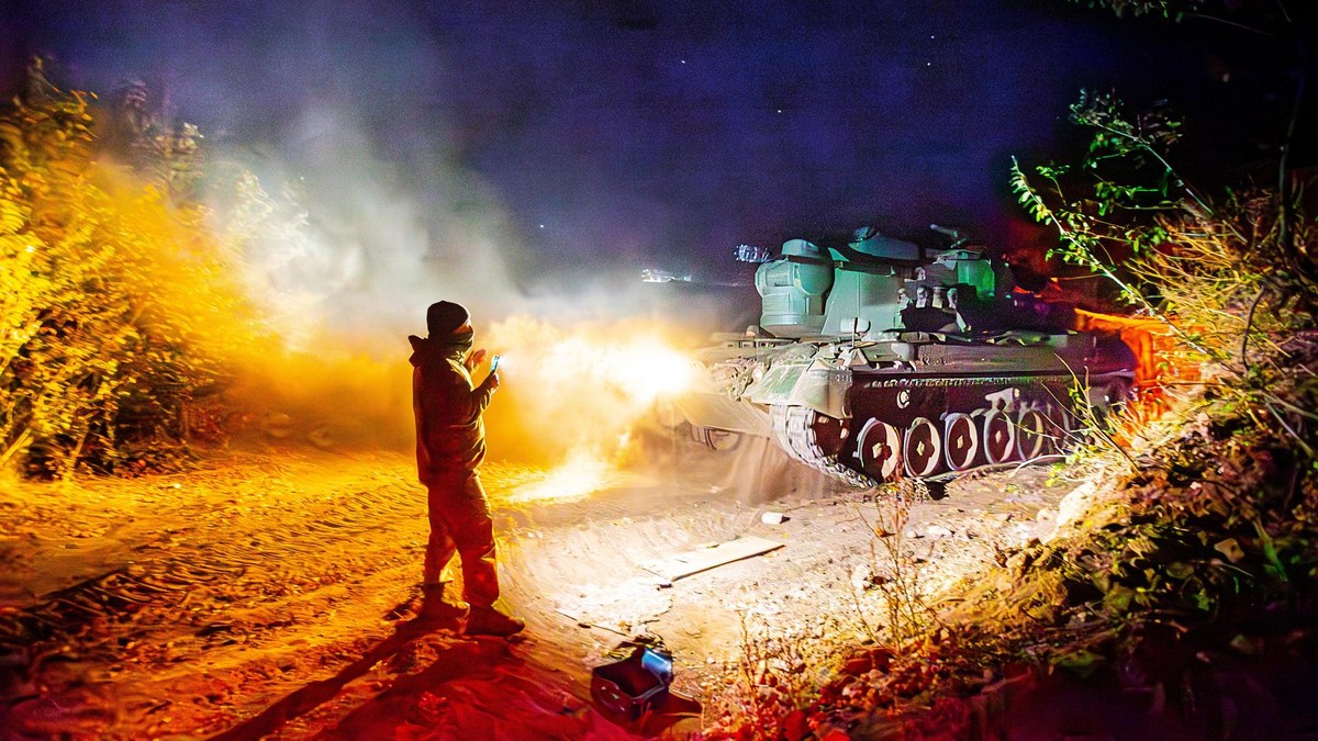 Der Einsatz des Flak-Panzers Gepard am Samstag 18. Oktober 2025 in der Region Saporischja, Ukraine. Der Panzer aus deutscher Produktion hilft in der Ukraine massiv bei der Luftabwehr. Foto: André Hirtz / FUNKE Foto Services Gepard im Einsatz