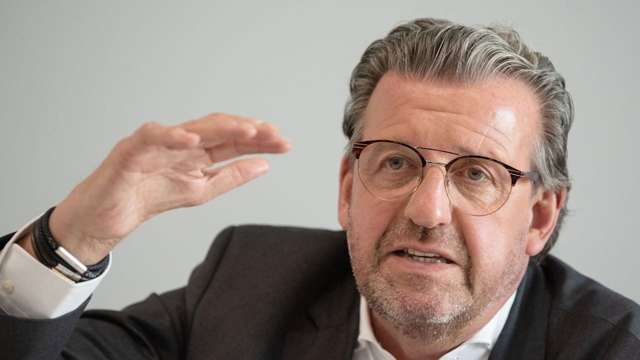Arbeitgeberverband: Gesamtmetall-Boss Stefan Wolf wirft hin | Politik