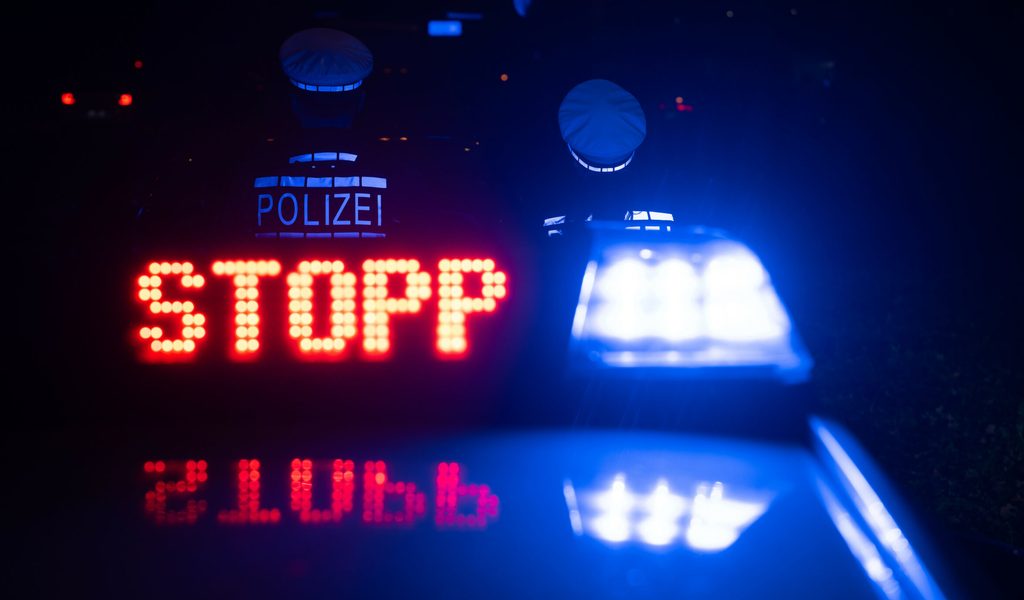 Wilde Verfolgungsjagd bei Hamburg: Polizei schießt auf Auto