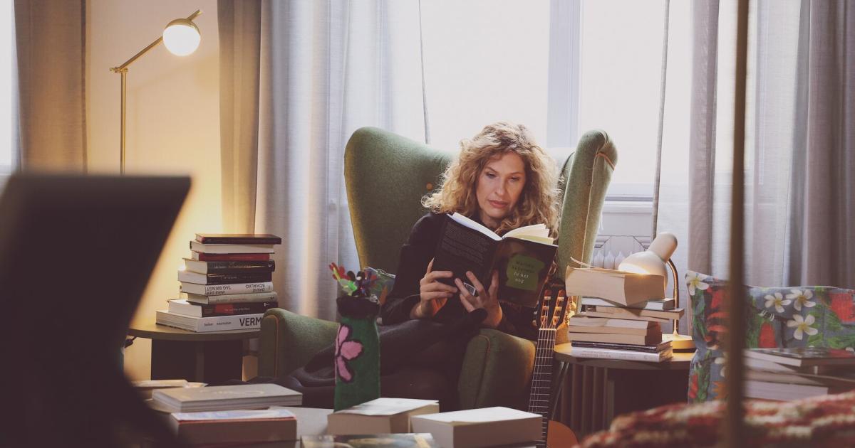 Lotte de Beer: So sieht die Bibliothek der Volksopern-Direktorin