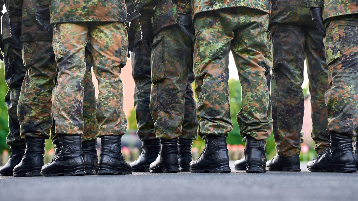 "Wachsende Bedrohung": MAD-Präsidentin: Extremismus in der Bundeswehr nicht gesunken