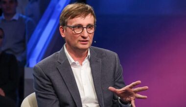 Experte schockiert bei Maischberger: Ist Krieg gegen Putin unausweichlich? | Politik