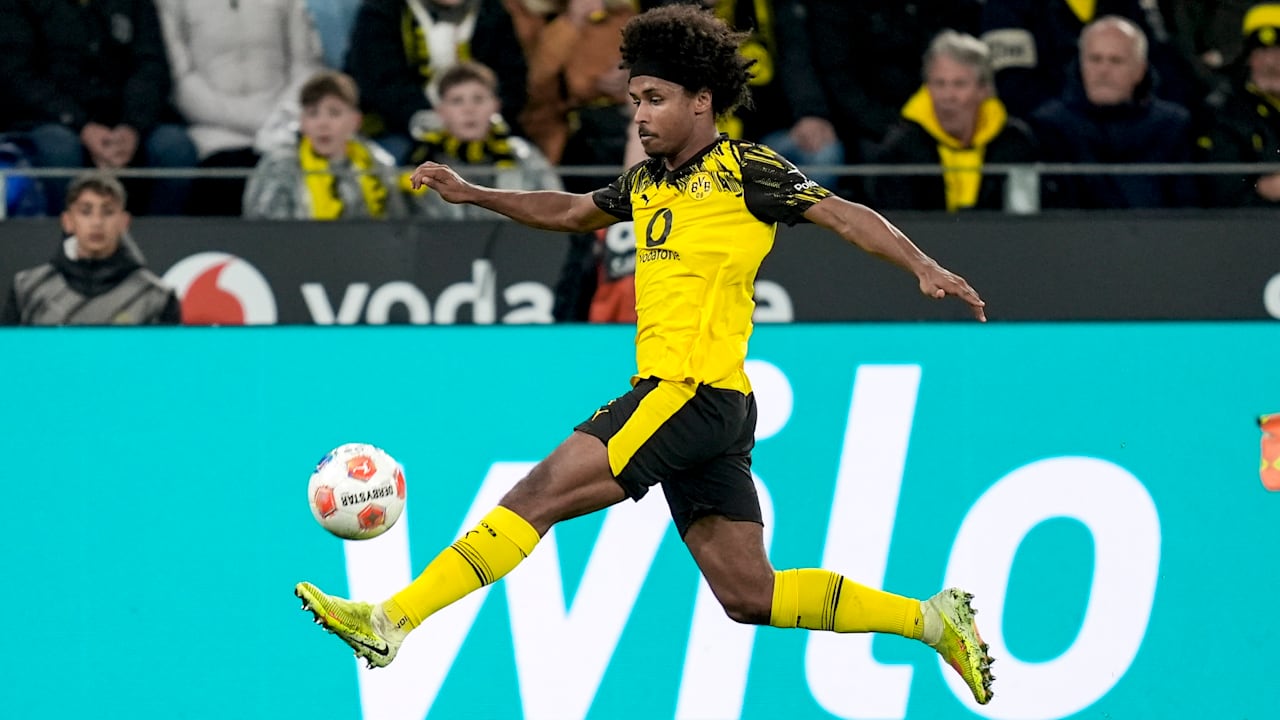 Er soll einen XXL-Vertrag bekommen: Was Karim Adeyemi vom BVB fordert - BILD