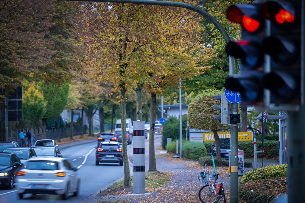 Bielefelds neue Rotlichtblitzer lichten jetzt auch Raser ab