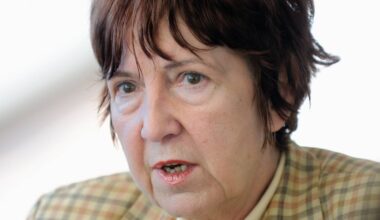 Einweihung des Inge-Baecker-Platzes in Bochum-Hamme