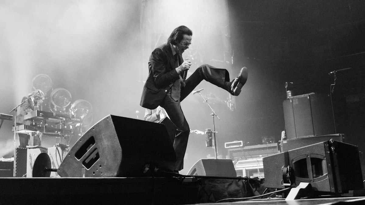 München: Nick Cave spielt auf seiner Deutschland-Tour auf dem Königsplatz - München