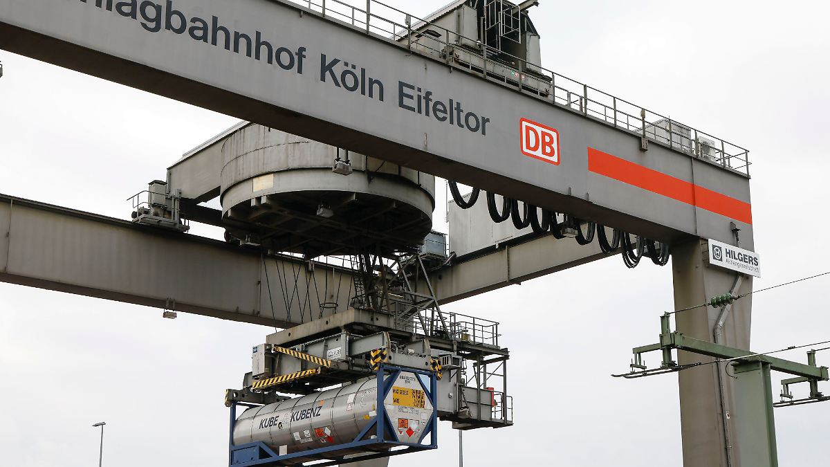 Chefin Nikutta in der Kritik: Gutachten lässt kein gutes Haar an Sanierungskonzept für DB Cargo