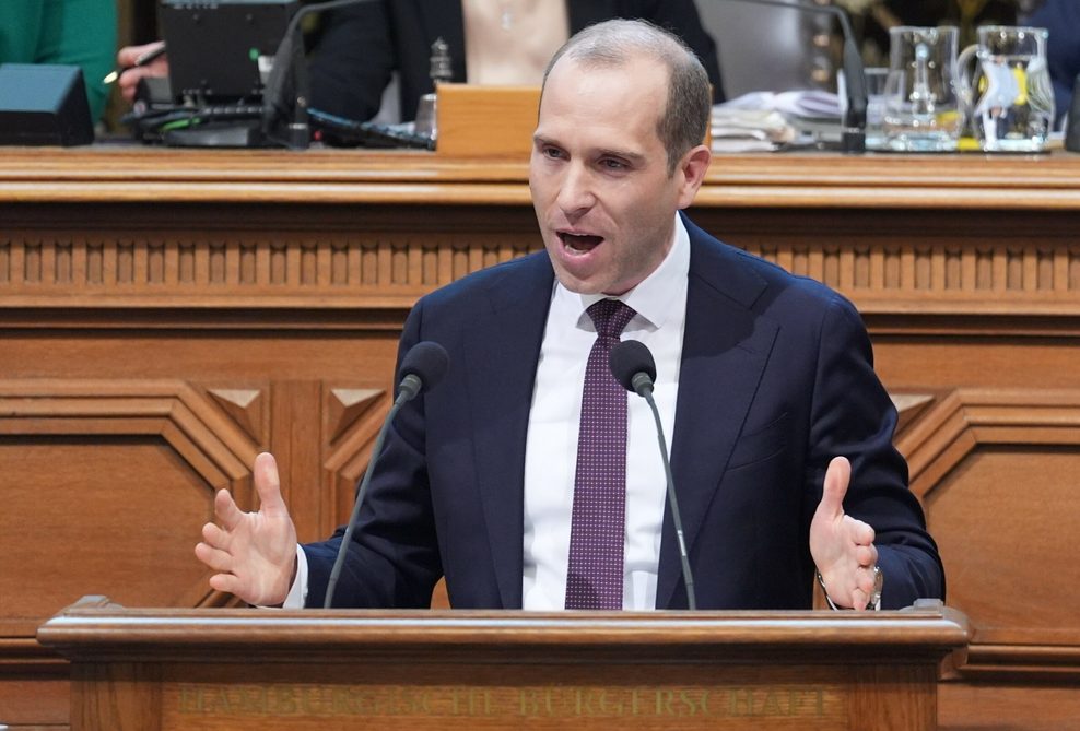 Dennis Thering (CDU) bei einer Sitzung der Hamburgischen Bürgerschaft. (Archivbild)