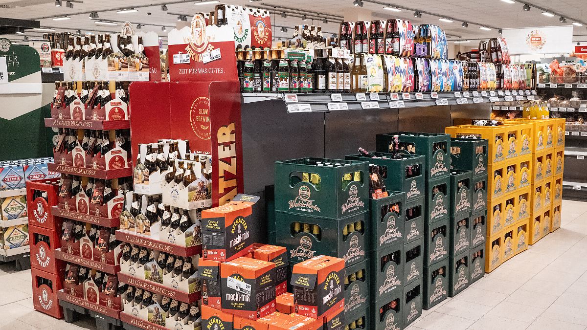 Absatz geht deutlich zurück: Viele Großbrauereien erhöhen ihre Bierpreise