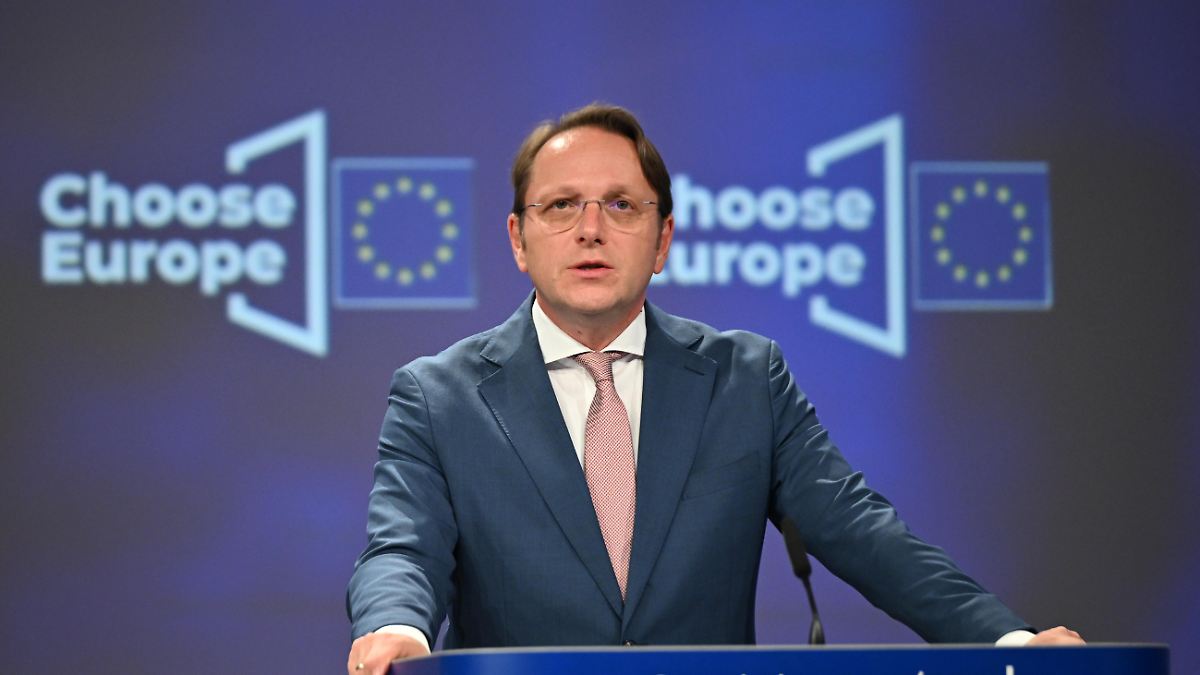 Brief nach Spionage-Verdacht: EU-Abgeordnete: Von der Leyen soll ungarischen Kommissar feuern
