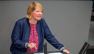 "Das war richtig": SPD-Fraktionsvize verteidigt Demo gegen Merz-Aussagen