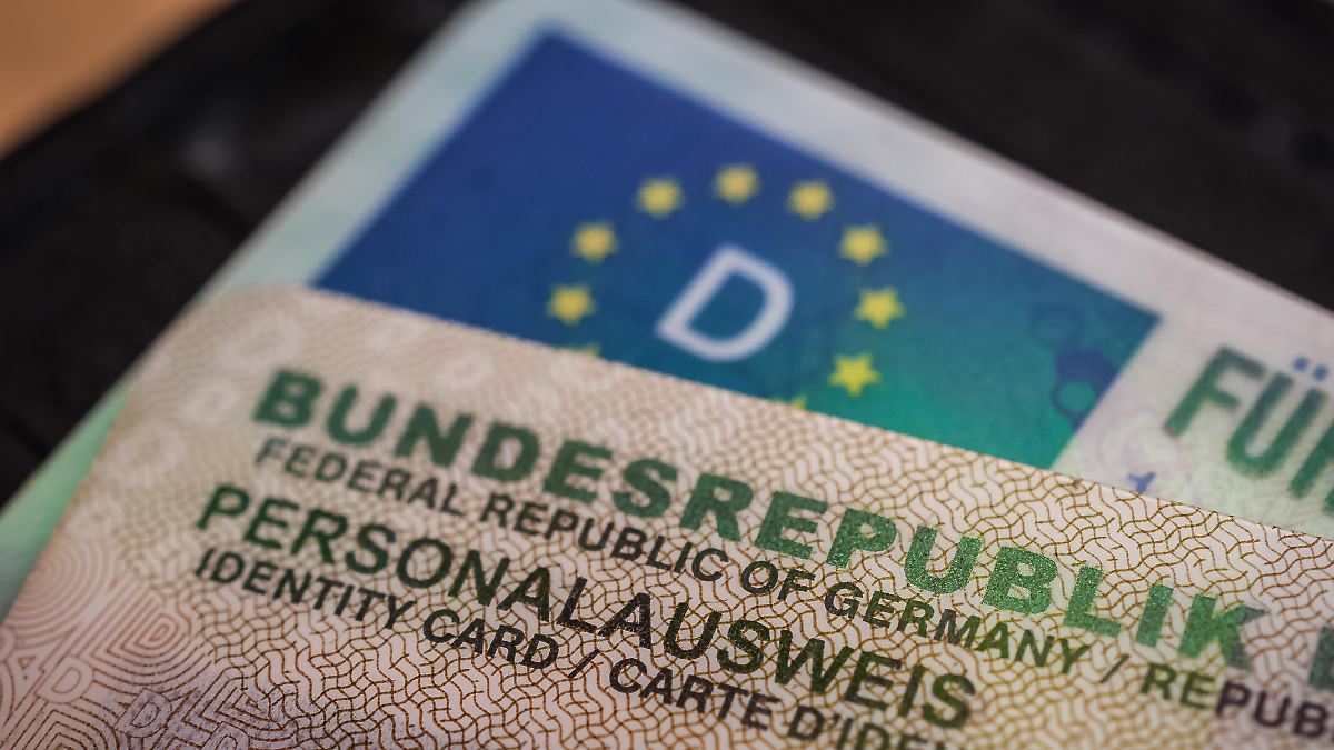 Für Menschen über 24: Personalausweis soll teurer werden