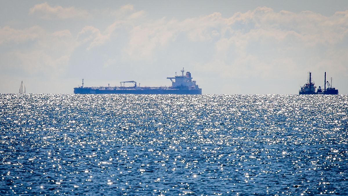 Russische Schattenflotte: EU will mit Flaggenstaaten zusammenarbeiten