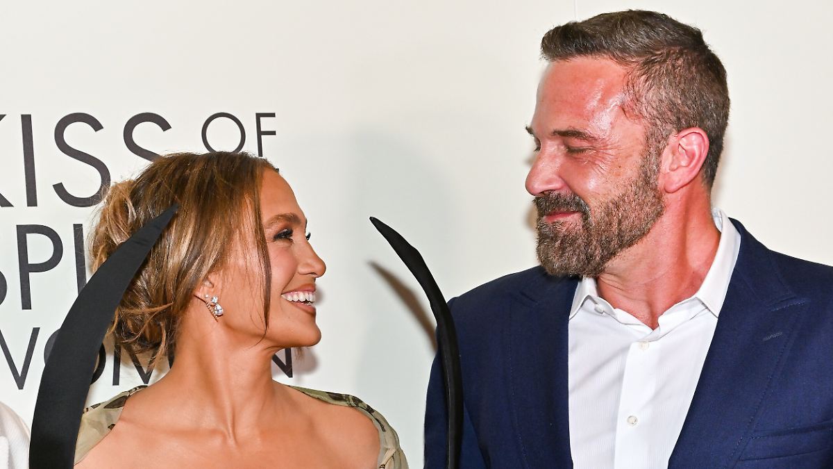 Nur Monate nach der Scheidung: Jennifer Lopez und Ben Affleck posieren gemeinsam auf dem roten Teppich