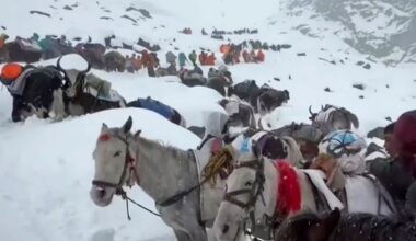 Rund 900 Menschen in Sicherheit: Alle eingeschlossenen Wanderer von Mount Everest gerettet