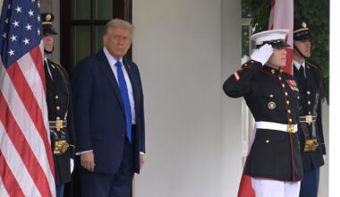 Neue Vorwürfe an Demokraten: Trump will trotz Shutdown Sold für Soldaten zahlen