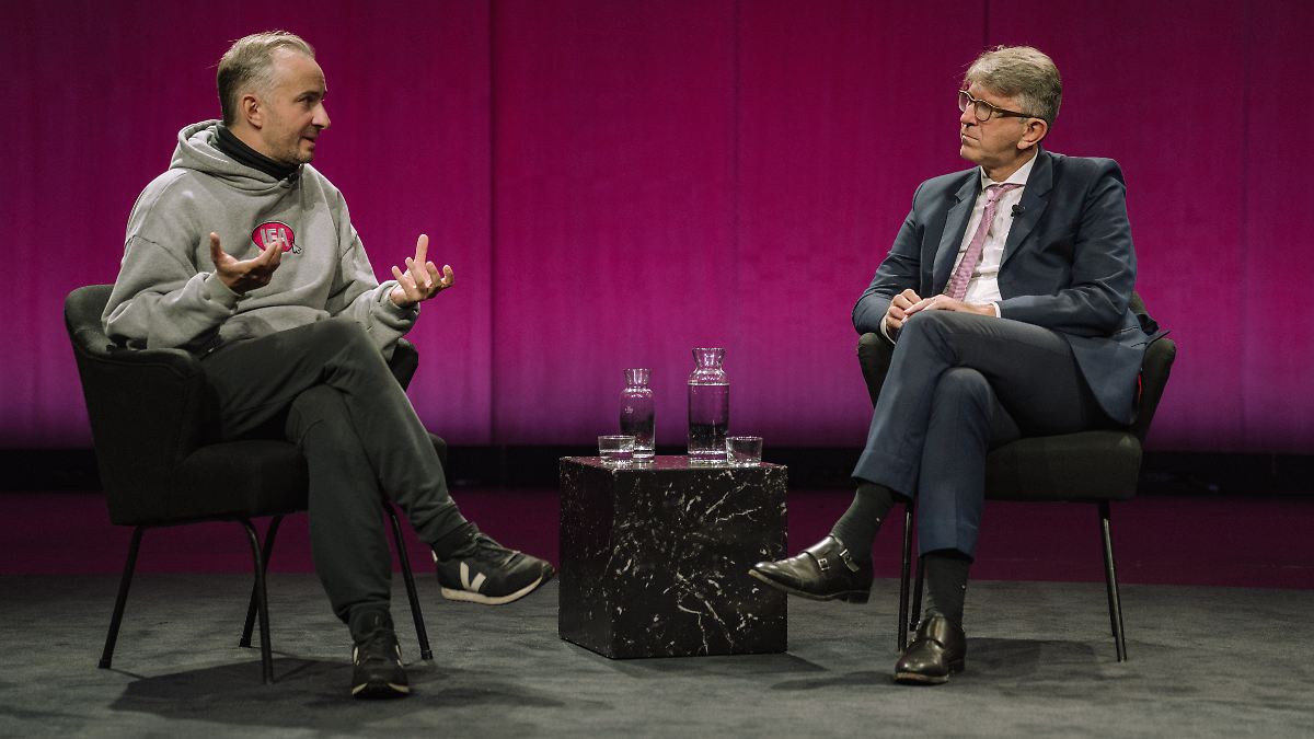 "Es war unklug": Jan Böhmermann räumt Fehler ein