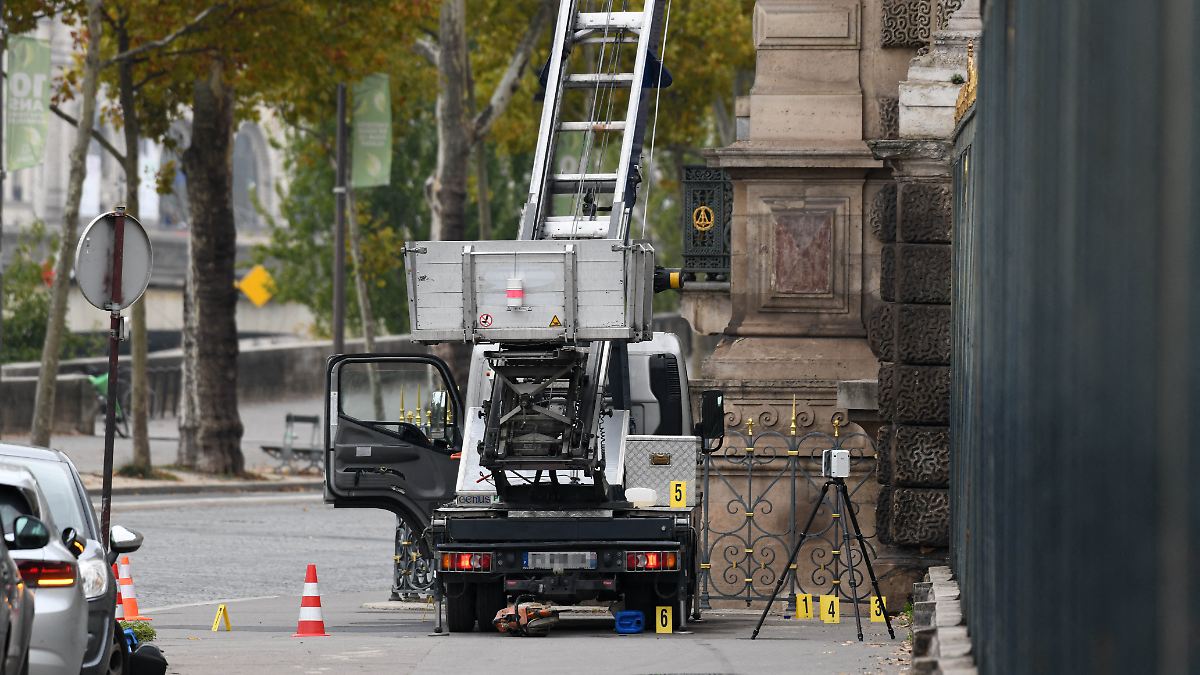 Der Tag: Firma aus NRW nutzt Louvre-Coup für Werbegag