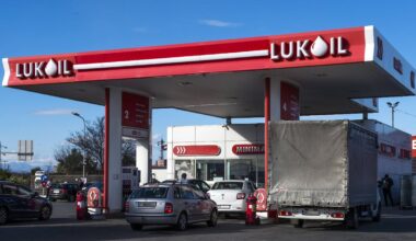 Reaktion auf US-Sanktionen: Russischer Ölkonzern Lukoil stößt Auslandsbeteiligungen ab