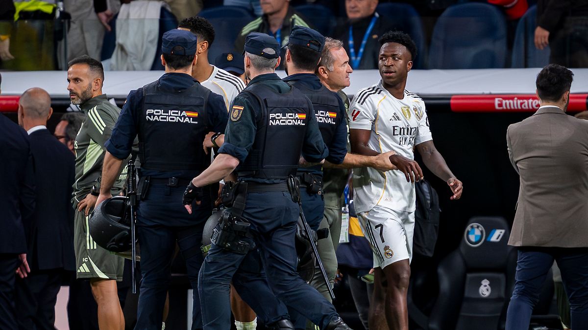 "Manchmal überkommt mich ...": Exzentriker Vinicius Jr. reagiert auf "beispiellosen" Wutanfall