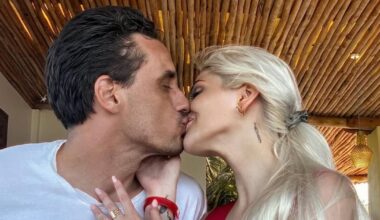 Liebes-Urlaub: Schlagersängerin Marie Reim teilt pikantes Foto mit Fußballer
