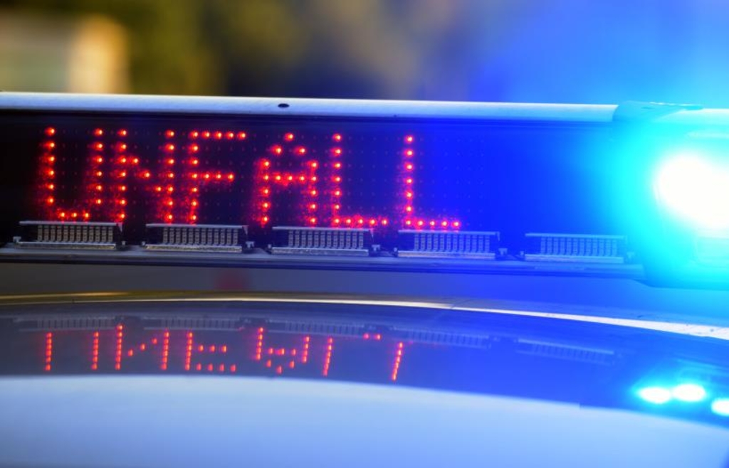 Auffahrunfall mit sechs Fahrzeugen auf der A 9 bei Wendelstein