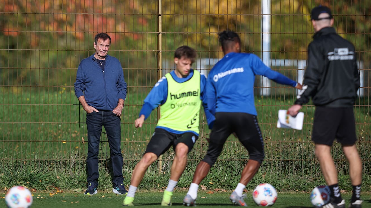 Auch Ex-HSV-Coach dabei: Die geheime Trainerliste des 1. FC Magdeburg - BILD