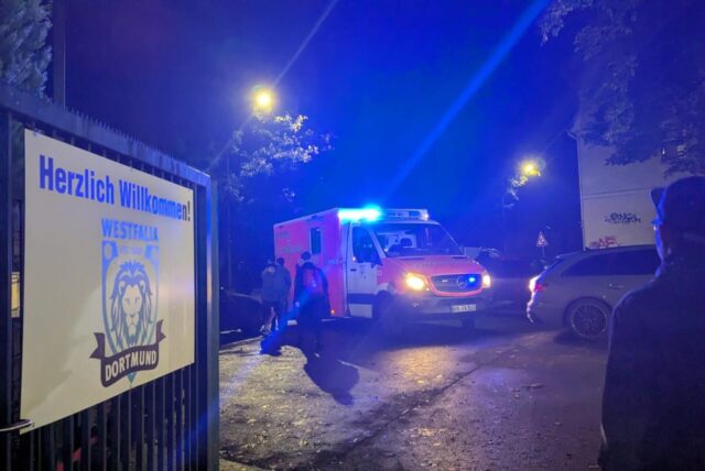 Im Kreispokal-Spiel zwischen Westfalia Dortmund und dem SV Westrich kam es unter anderem zu einem Krankenwageneinsatz.
