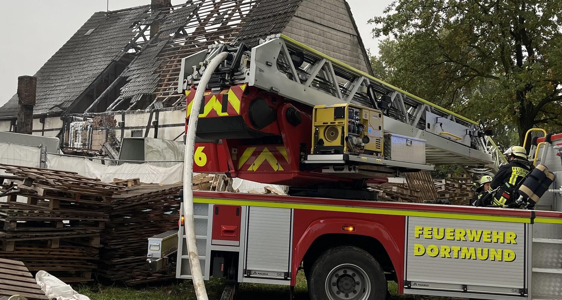 200 Jahre altes Fachwerkhaus in Brechten zerstört