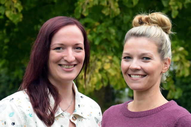 Gianna Eiden und Lena Brikmann sind die Nachfolgerinnen von Anna Schröder. Zusammen leiten sie die pädagogische Fachberatung.