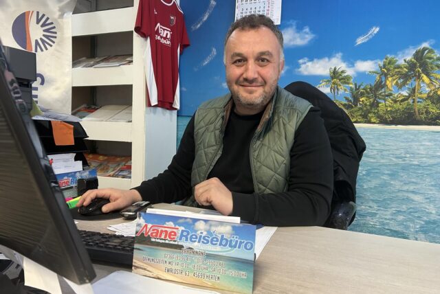 Erhan Nane ist Reisebüroinhaber in Herten.