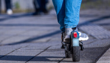 Polizei sucht Autofahrer nach E-Scooter-Unfall in Hörde