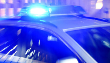 Polizei sucht Fahrer eines grauen Toyota