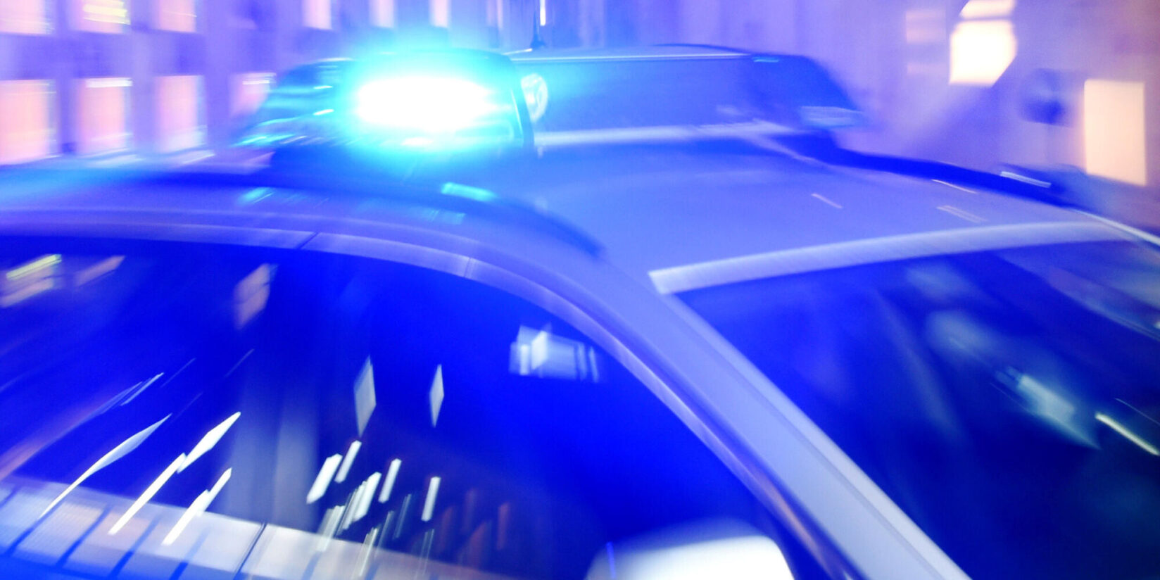 Polizei sucht Fahrer eines grauen Toyota