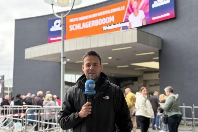 Am Wochenende steigt in den Dortmunder Westfalenhallen der Schlagerboom. Reporter Martin Bytomski berichtet am Freitagnachmittag von der Warteschlange vor der Halle.