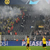 Kopenhagen-Fans zünden Pyro.