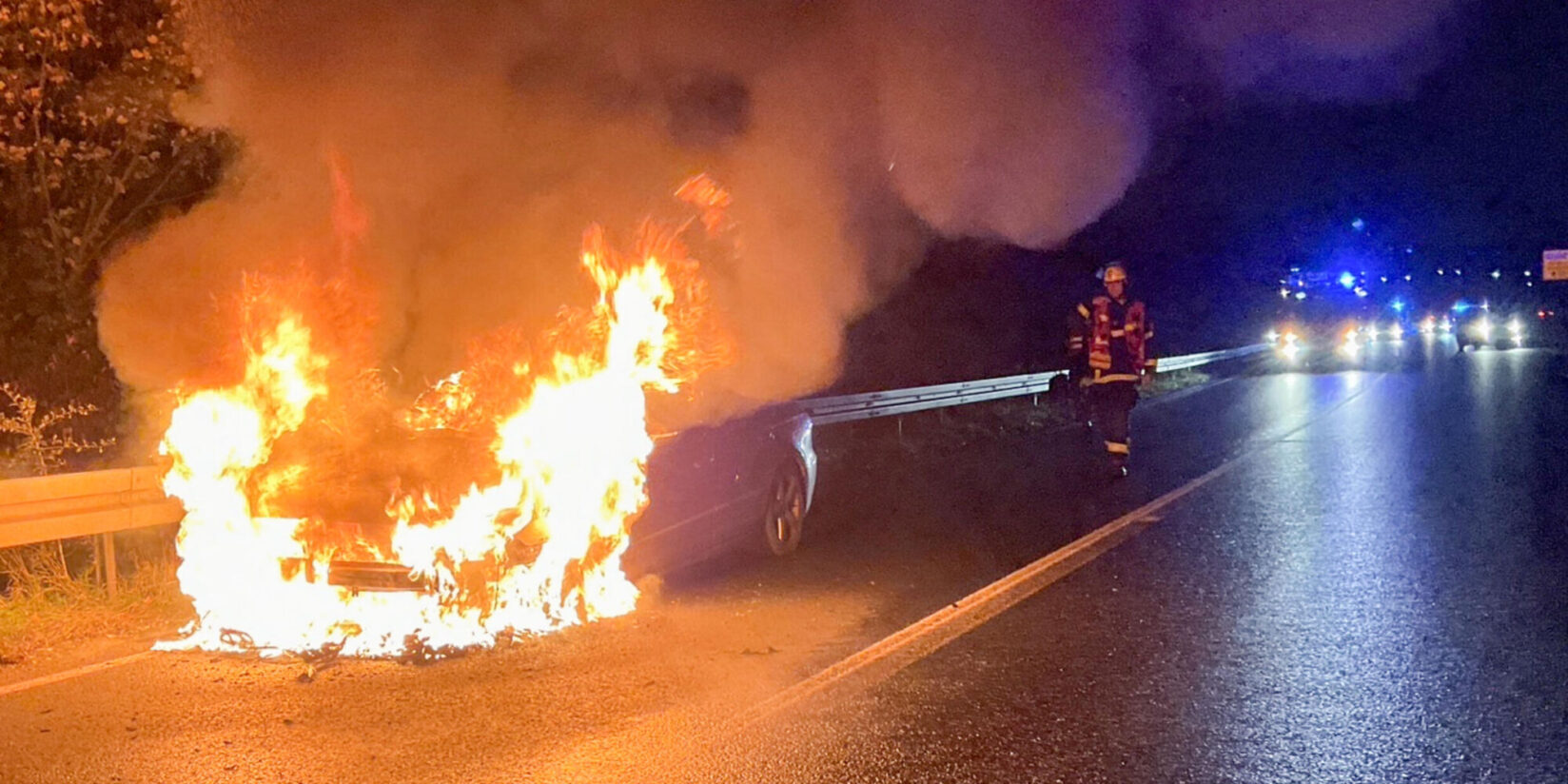 Autobrand in Dortmunds Nordosten – Fahrer handelt vorbildlich