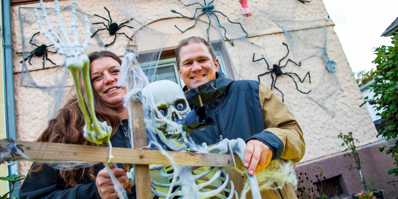 Horror-Haus der Karraschs rüstet sich für Halloween