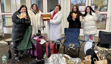 Fans campen vor der Westfalenhalle Dortmund