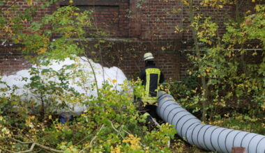 Feuerwehr-Einsatz in Dortmund: Rauch über Zeche Zollern-Ruine