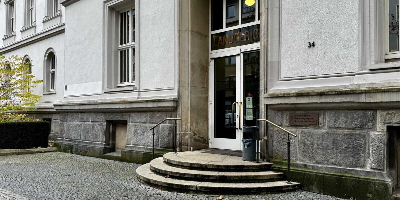 Tochter missbraucht -  Sexualstraftäter wohl untergetaucht