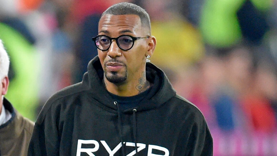 Bayern München: Das sagt der Klub zum Fan-Protest gegen Boateng | Sport