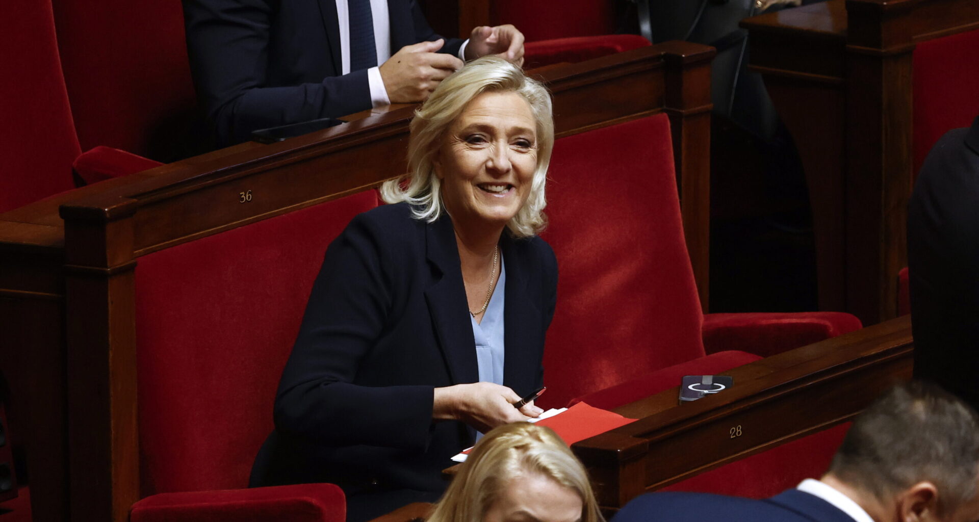 Das Parlament will das Abkommen von 1968 mit Algerien neu verhandeln. Der Rassemblement National hat sich durchgesetzt